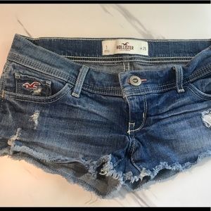 HOLLISTER SHORT SHORTS SZ 1